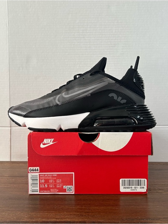 Nike Air Max 2090 Black Wolf Grey Anthracite Size M10/W11.5 - Picture 2 of 8